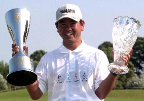 Fujita wins Sun Chlorella golf
